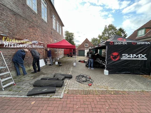 20230923 01 Flohmarkt Aufbau